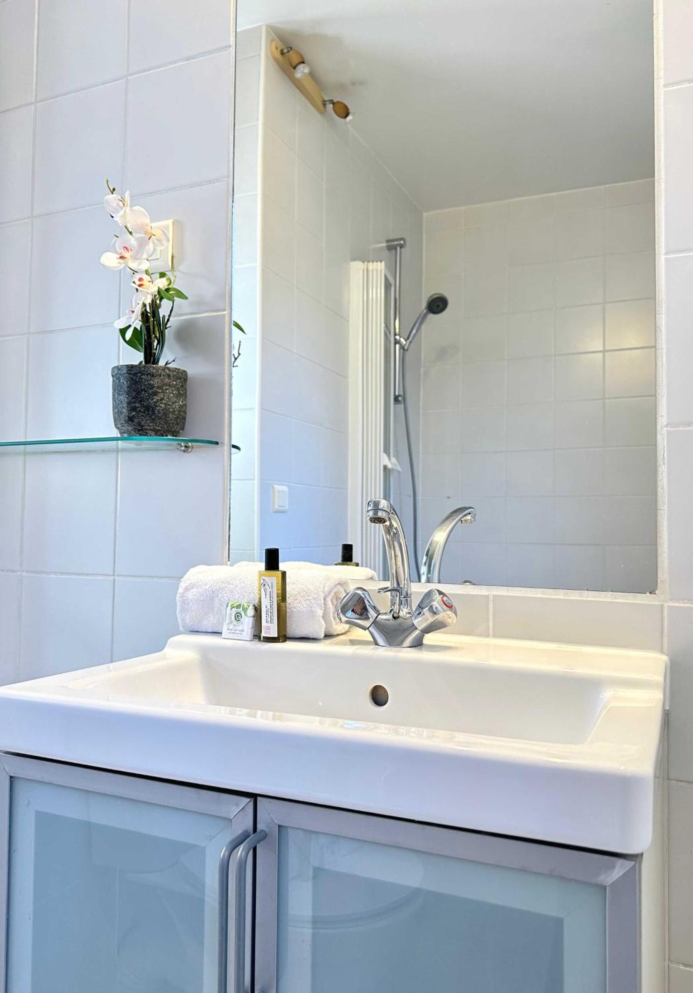Beautiful Calm Studio In Le Marais Paris Luaran gambar